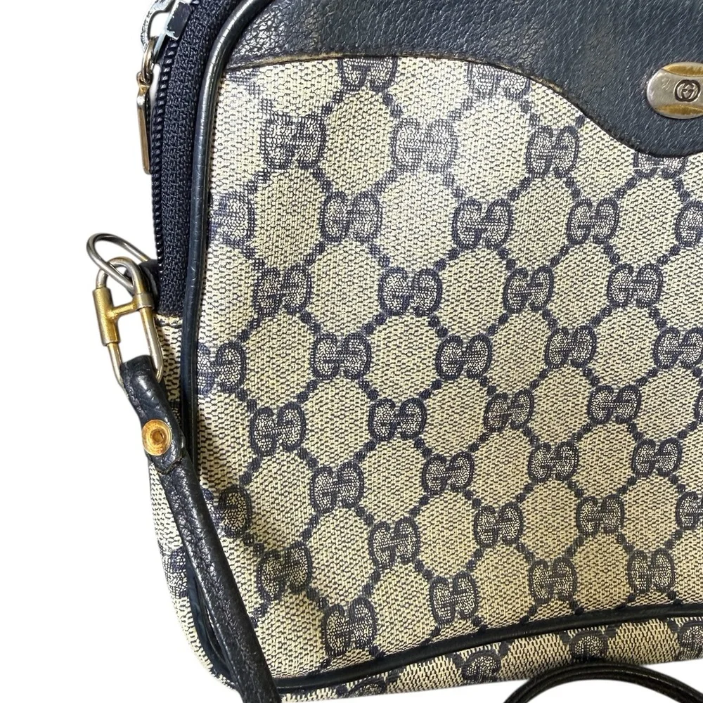Gucci Authentic Vintage Beige Navy  Supreme Sherry  GG Canvas Crossbody - Picture 3 of 8